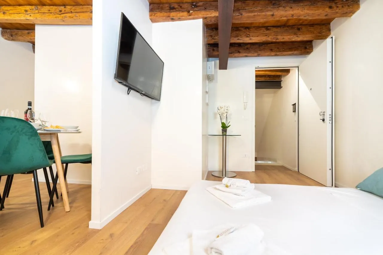 Palazzina Schiavoni Apartment Venice