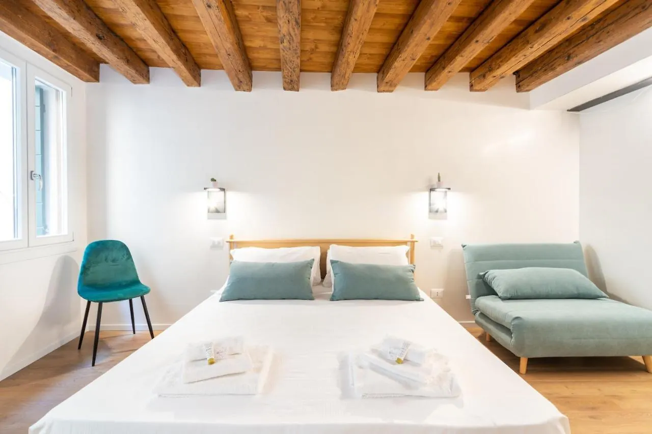 Palazzina Schiavoni Apartment Venice