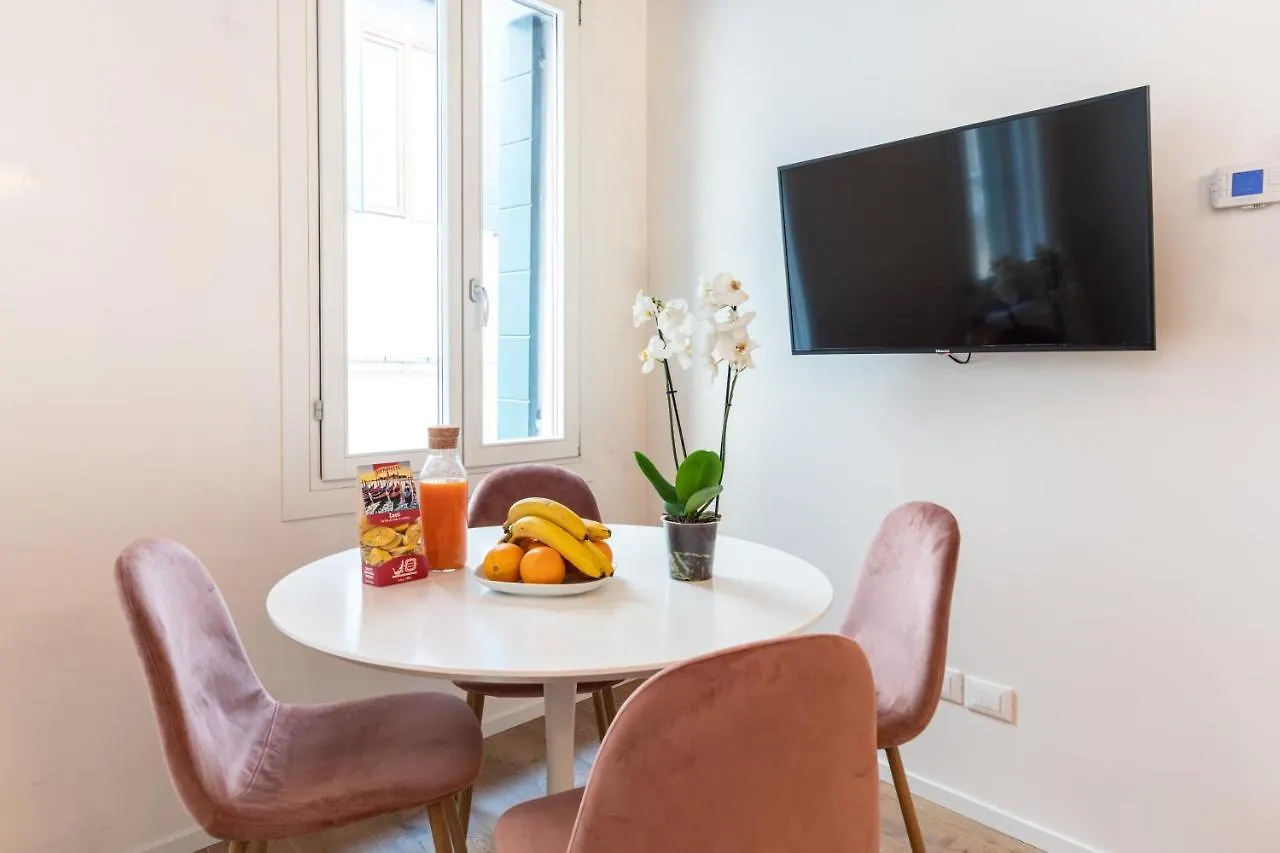 Palazzina Schiavoni Apartment Venice